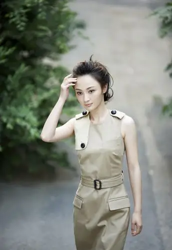 姚笛清纯动人写真