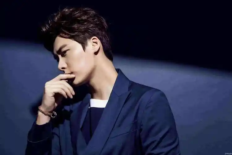 李易峰微博与李易峰个人资料