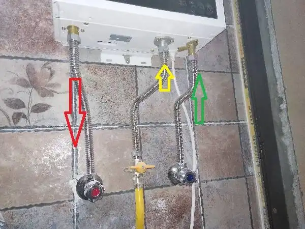 这两根管到底是进水到热水器里去还是从热水器里出来啊求解,自家的买