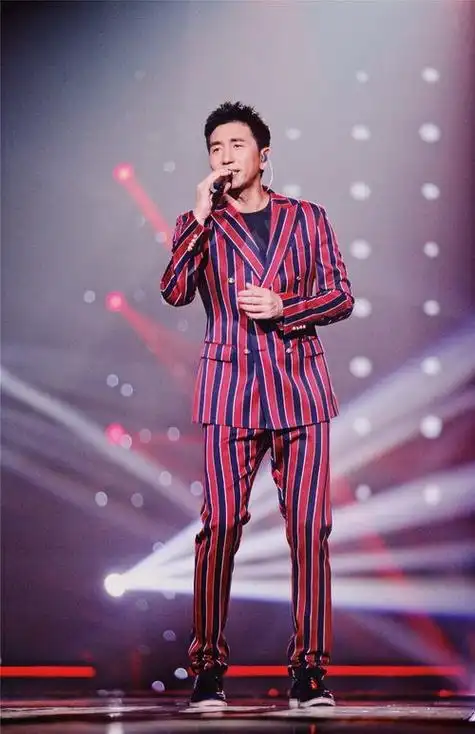 沙宝亮唱响《巅峰音乐会》 一展歌喉演绎动人歌曲