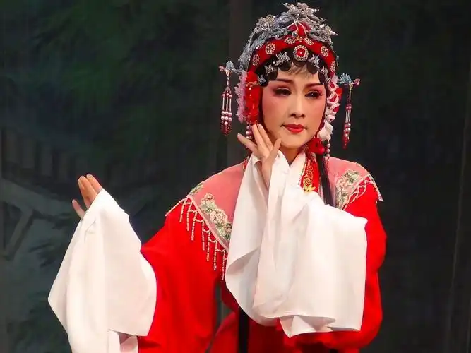 越剧名家——方亚芬