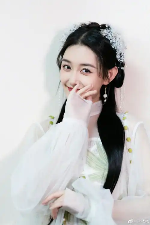 蒋依依蝴蝶仙子##蒋依依白衣古装造型
