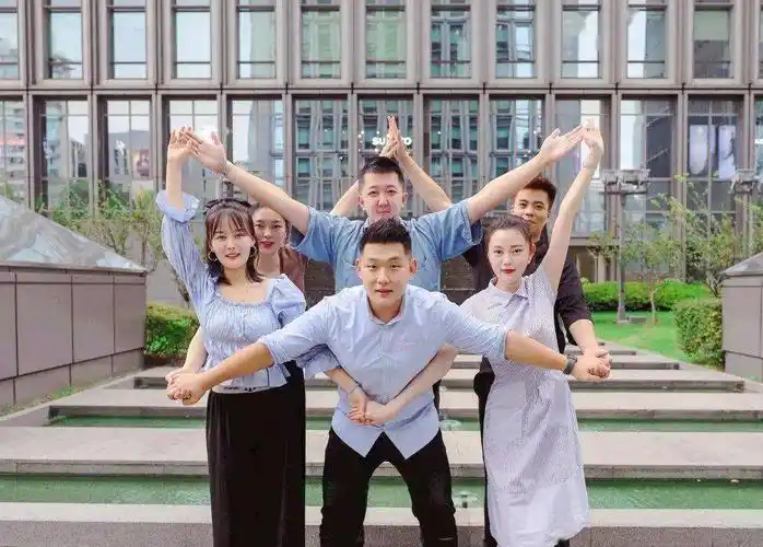 团队造型霸气,团队展示造型霸气-图片大观-奇异网