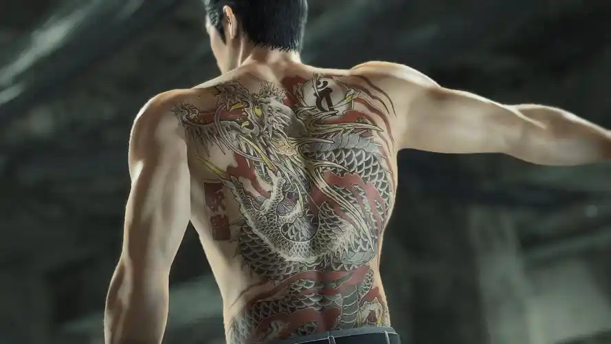 但这熟悉的白西服,龙纹身,堂岛之龙桐生一马无疑真实的出现在了《如龙