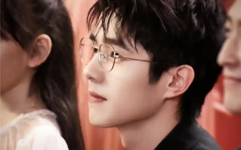 【刘昊然】西装配眼镜| 斯文败类小少爷