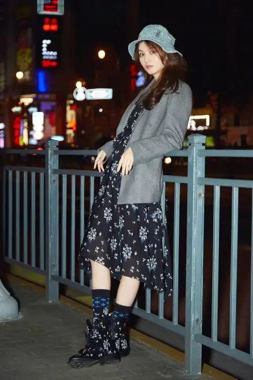 影后春夏最新街拍写真图片[5/9]_明星_美桌网