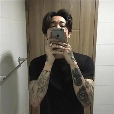 真人霸气抽烟头像男 霸气头像图片大全 -【爱个性】