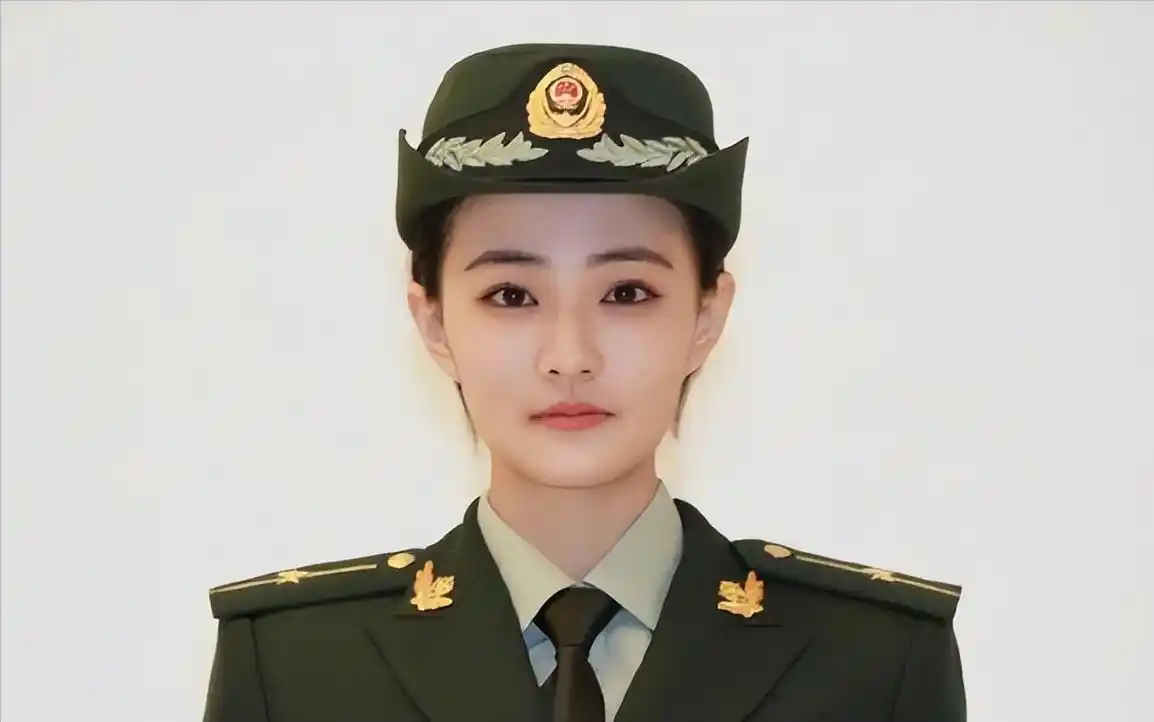 回顾:三届军艺校草胖若两人,6位校花仍美丽还有位是大满贯视后