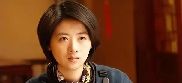 39岁"杜冰雁"小李琳,二婚嫁给演员经超,如今一家四口很幸福!