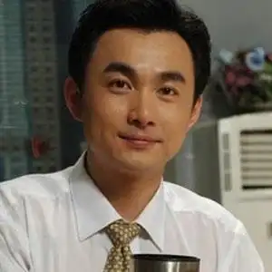 《新闻坊》主持人 黄浩