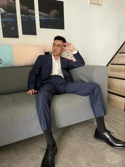 正装皮鞋超帅的好吧