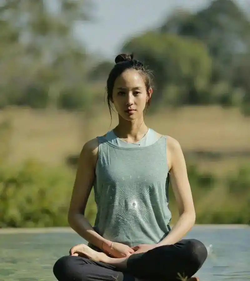 为什么所有的女明星都要练瑜伽?