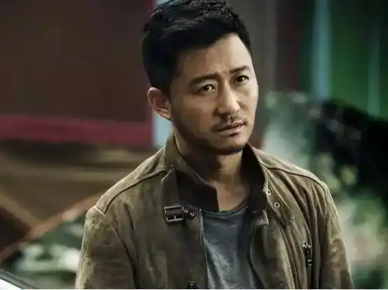 张涵予霸气抽雪茄,吴京用外国手机拍照引争议_网友_电影_刘德华