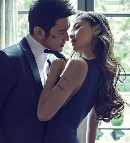 杨颖和陈伟霆恩爱旧照被爆,黄晓明看后会作何感想?