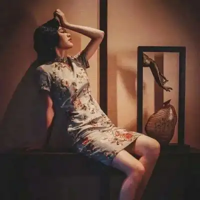 霸气古风旗袍女生头像性感妩媚女生迷人图片