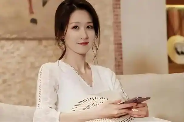 张雯气质不比刘亦菲差因扮演的角色而讨厌她为什么不受欢迎