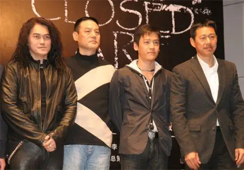 张丰毅首演悬疑剧坦言后生可畏 巍子父子闯《禁区》