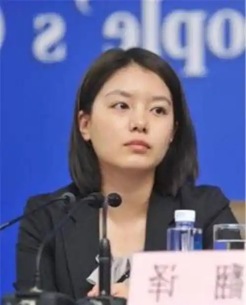 最美翻译官张京老公罕见亮相身份不简单难怪一直不愿公开