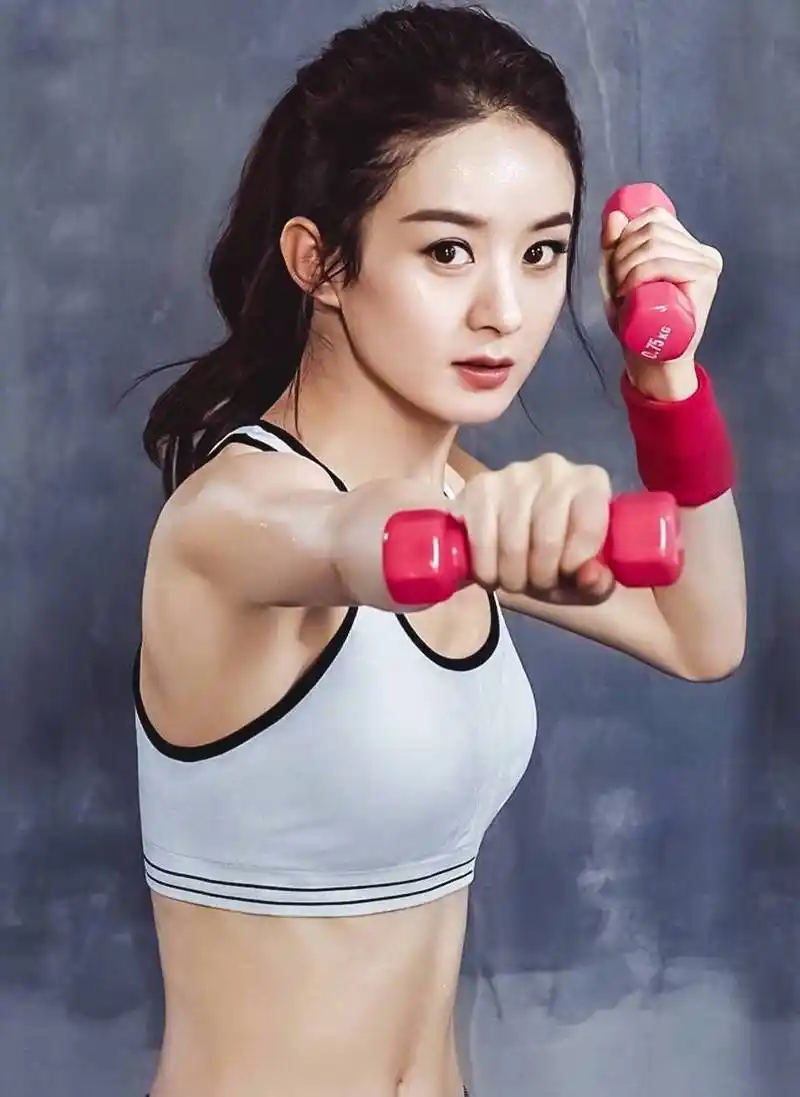 赵丽颖运动的时候就是活力满满的元气少女啊!