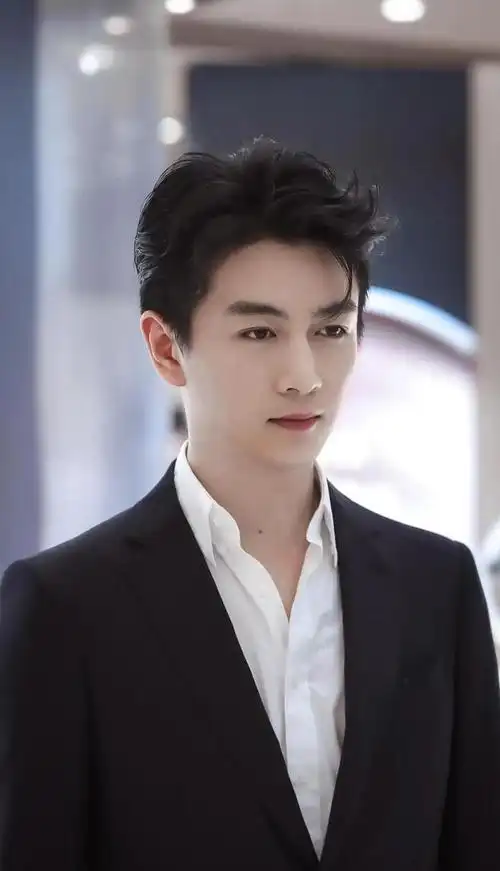 陈晓,穿西装真美!让你的心承载这魔力!