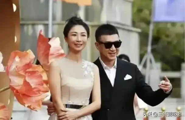 孙红雷罕见带老婆亮相,38岁娇妻超模身材真"招摇"太有夫妻相了