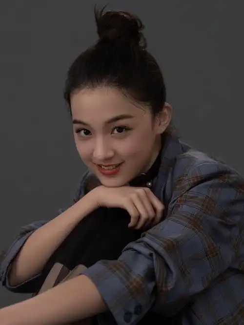 顾语涵个人资料主要成就_演艺经历介绍-钉瓣影视