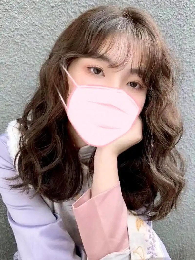 细软塌女生不能错过的法式烫发 中短发烫发 蛋卷头 法式烫发 圆脸发型