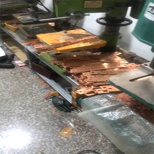 定制t2紫铜排定制防雷机房梯形接地汇流排机柜机柜铜排汇流接线排