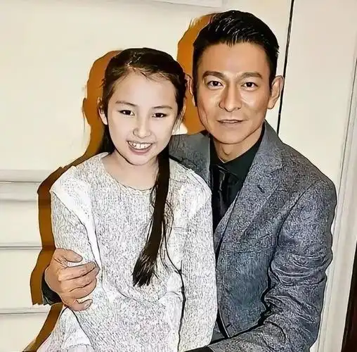 刘德华独女刘向蕙住在6亿豪宅能继承数十亿资产赢在起跑线