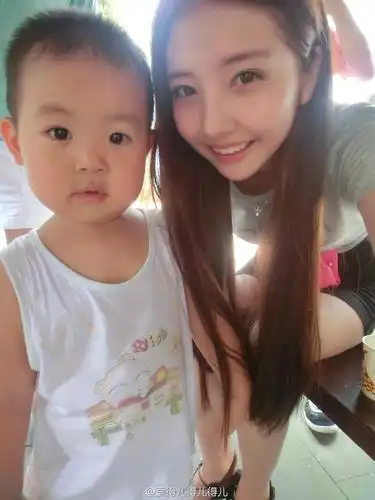 豆得儿旧照楼二图多