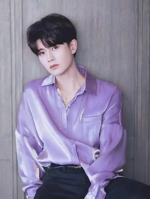 任嘉伦丨衬衫好绝