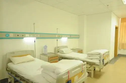 求一张病房的照片