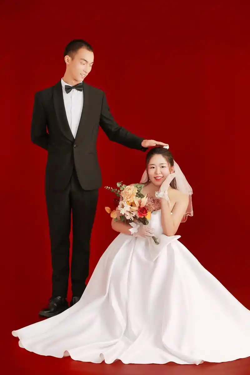 邀请函:儿子李前,儿媳李清懿.吾家有喜,良辰已选,婚期已定2 - 抖音