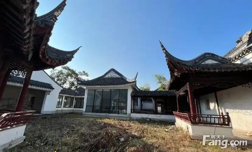 姑苏世家留园府大宅占地两亩多大花园清水毛坯5个车位