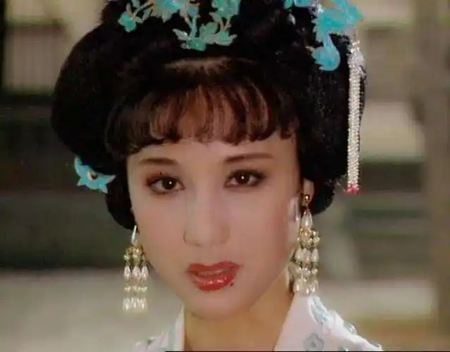 回顾演员李建群与男友同居27年一生无儿无女63岁遗憾离世