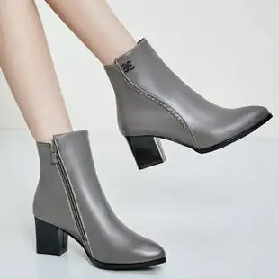 2017秋冬季新款真皮中跟短靴女粗跟女靴子百搭时尚单靴加绒女棉靴