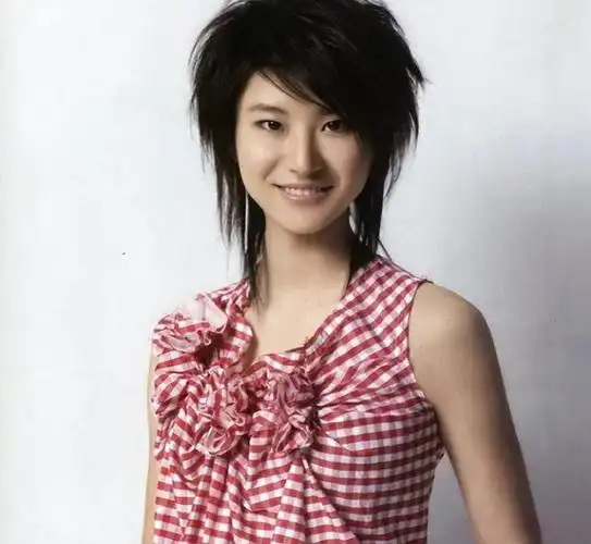 尚雯婕超级女声,超级女声尚雯婕是哪届的("目中无人"终将付出代价)