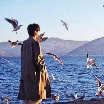 蓝色系唯美大海浪漫氛围情头 罕见好看的天空海边意境情侣头像