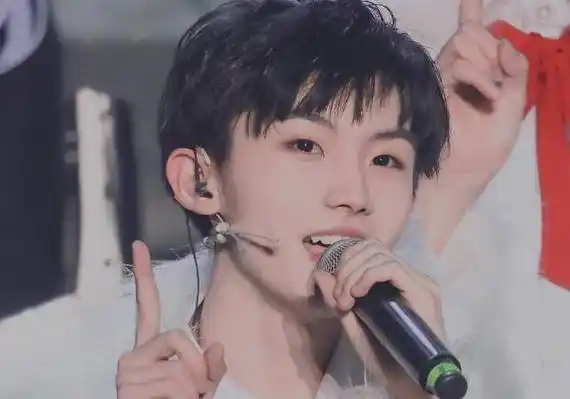 马嘉祺自曝择偶标准,身高劝退大批女粉,现在补钙还来得及吗_热度_团队