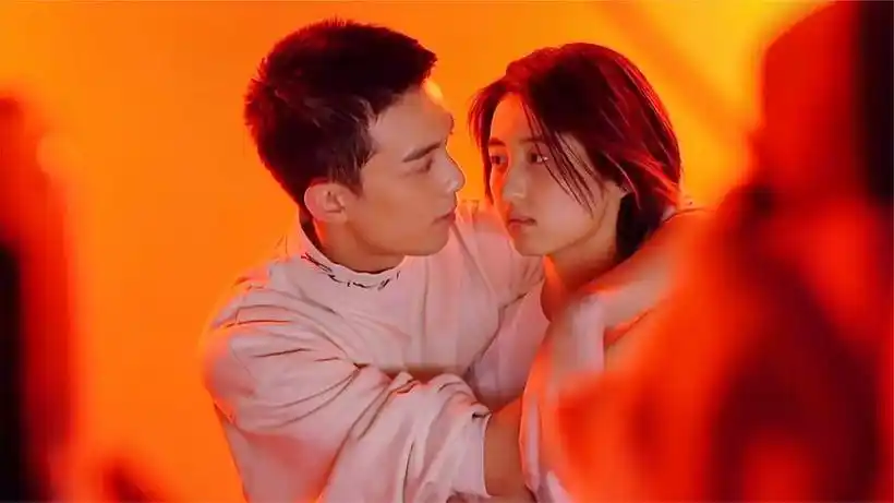 从神话到笑话,从希望到失望,2000年后,张子枫只用了一年时间