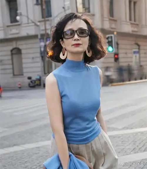 好了,以上就是本期的全部内容了,对于中年女性来说,发型的选择非常