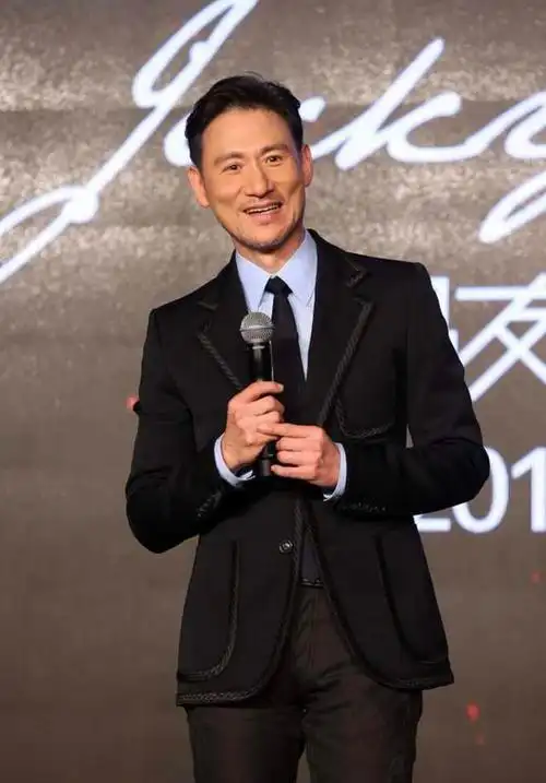 6亿售卖香港豪宅,20年前四千多万买入,现增值超八倍|张学友|豪宅|增值