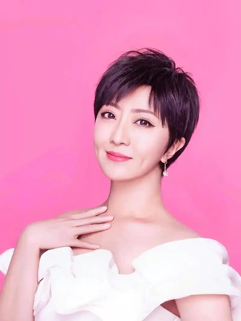 歌手格格 格格写真艺术照 - 抖音