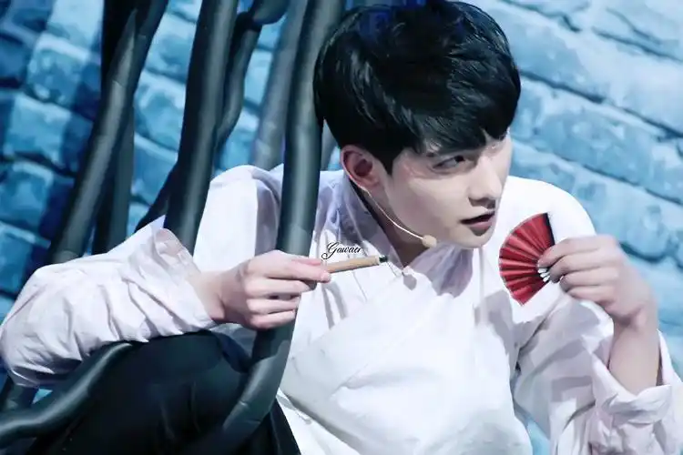 杨洋 我们都爱笑 少年四大名捕 - 堆糖,美图壁纸兴趣社区