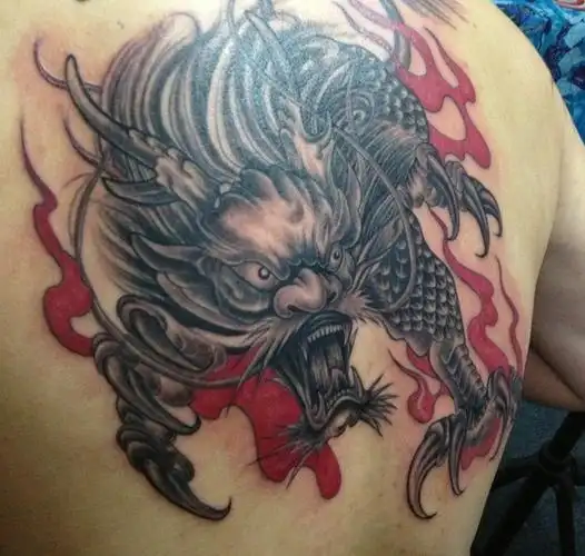 彩绘满背麒麟招财神兽的貔貅纹身tag