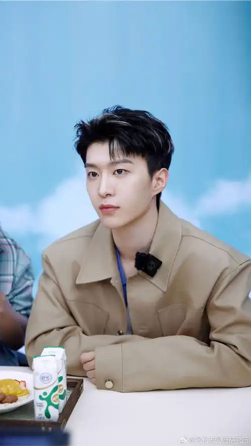 范丞丞超话直播碎片掉落07,捕捉丞丞小可爱一枚!