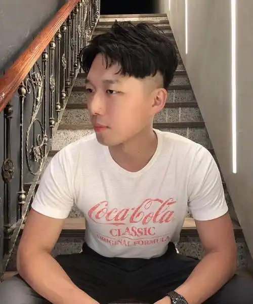 男人25岁后别剪"锅盖头",留好这几款发型,清爽阳光特别帅气_头发_刘海