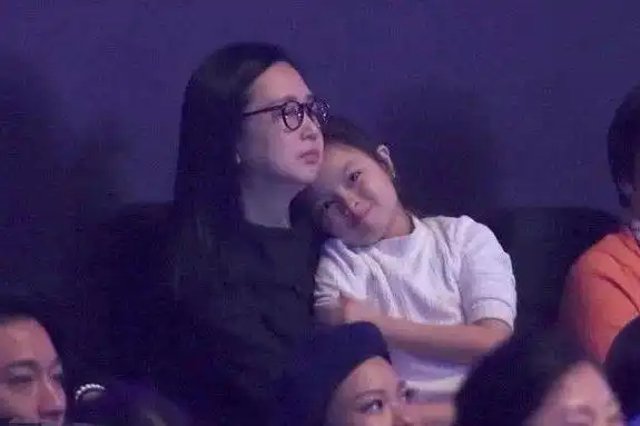 刘德华女儿刘向蕙清晰正脸照曝光 这次没有马赛克【图】