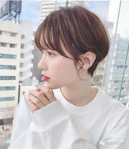 2021最新干净利落短发