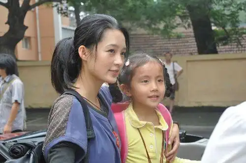 守望的天空热播李沁不怕辛苦最怕虐心戏